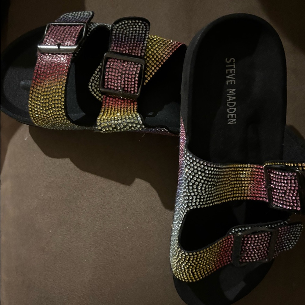 Steve Madden rainbow rhinestones buckle strap sandals - Girls 2 - BRAND NEW